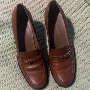 Naturalizer Women's Tan Loafers